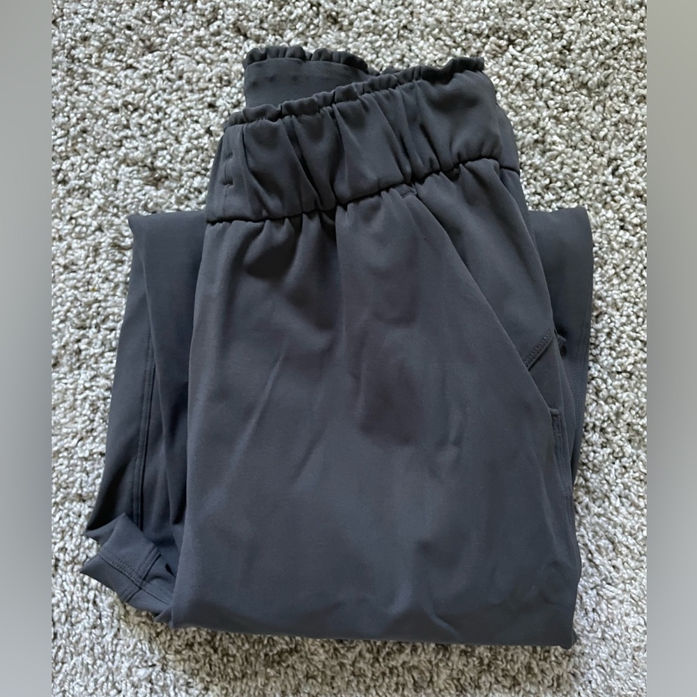 Lululemon Stretch high rise jogger